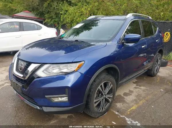 5N1AT2MV9HC746904 2017 NISSAN ROGUE - Image 2