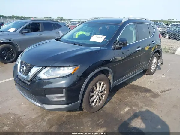 5N1AT2MV9HC751388 2017 NISSAN ROGUE - Image 2