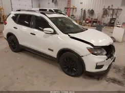 5N1AT2MV9HC757840 2017 NISSAN ROGUE