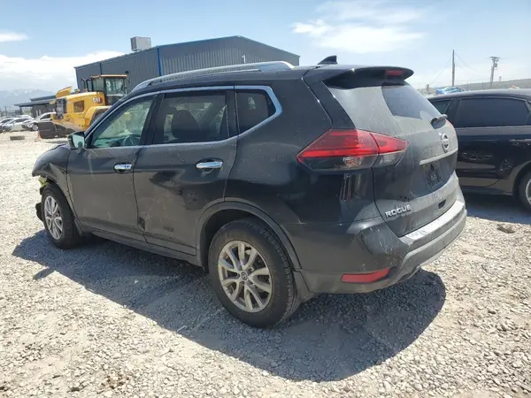 5N1AT2MV9HC761676 2017 NISSAN ROGUE - Image 2