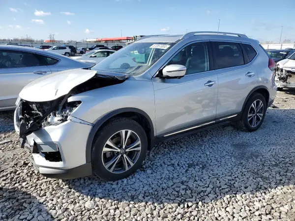 5N1AT2MV9HC762097 2017 NISSAN ROGUE - Image 1