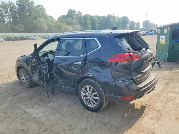 5N1AT2MV9HC762214 2017 NISSAN ROGUE - Image 2