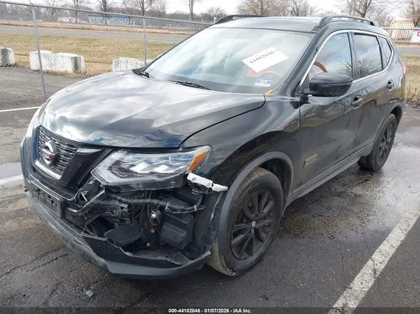 5N1AT2MV9HC763637 2017 NISSAN ROGUE - Image 2