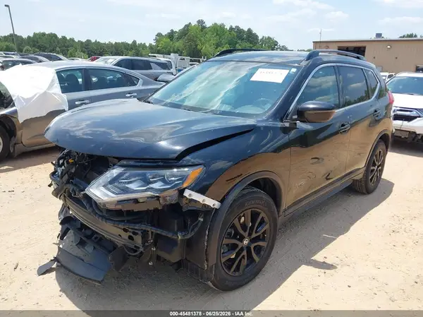 5N1AT2MV9HC764335 2017 NISSAN ROGUE - Image 2