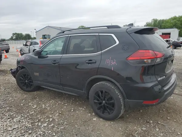 5N1AT2MV9HC765095 2017 NISSAN ROGUE - Image 2