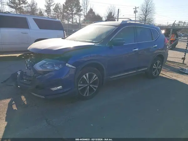 5N1AT2MV9HC768742 2017 NISSAN ROGUE - Image 2