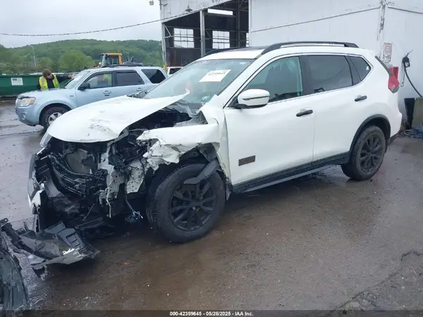 5N1AT2MV9HC769163 2017 NISSAN ROGUE - Image 2