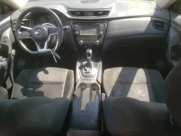 5N1AT2MV9HC770121 2017 NISSAN ROGUE - Image 8