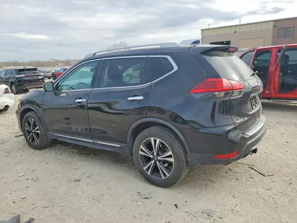 5N1AT2MV9HC773875 2017 NISSAN ROGUE - Image 2