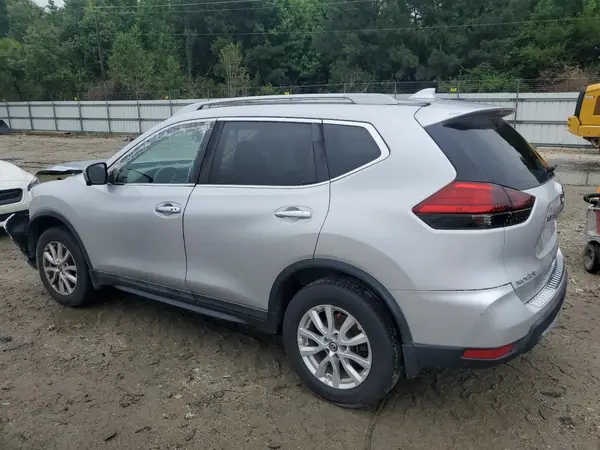 5N1AT2MV9HC783287 2017 NISSAN ROGUE - Image 2