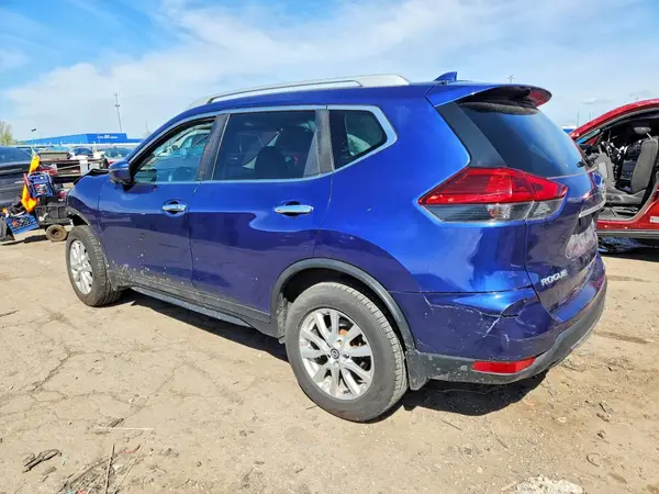 5N1AT2MV9HC797996 2017 NISSAN ROGUE - Image 2