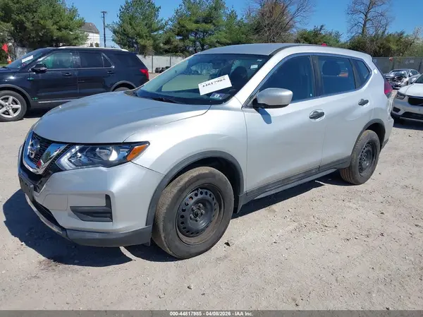 5N1AT2MV9HC798212 2017 NISSAN ROGUE - Image 2