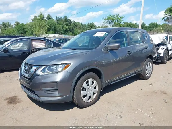 5N1AT2MV9HC800072 2017 NISSAN ROGUE - Image 2