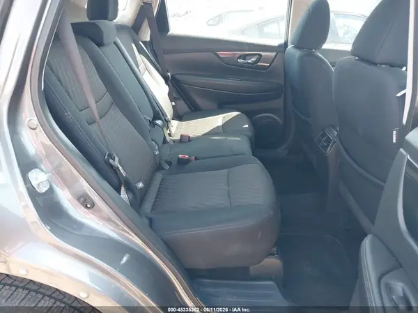 5N1AT2MV9HC800072 2017 NISSAN ROGUE - Image 8