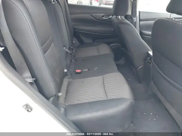 5N1AT2MV9HC803053 2017 NISSAN ROGUE - Image 8