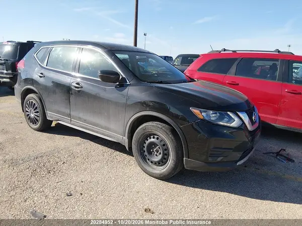 5N1AT2MV9HC804784 2017 NISSAN ROGUE - Image 1