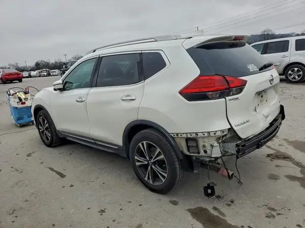 5N1AT2MV9HC806390 2017 NISSAN ROGUE - Image 2