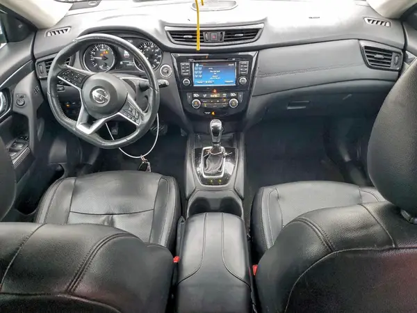 5N1AT2MV9HC806390 2017 NISSAN ROGUE - Image 8