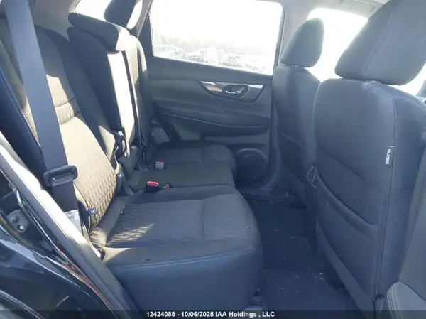 5N1AT2MV9HC808074 2017 NISSAN ROGUE - Image 8