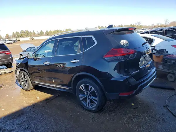 5N1AT2MV9HC812433 2017 NISSAN ROGUE - Image 2