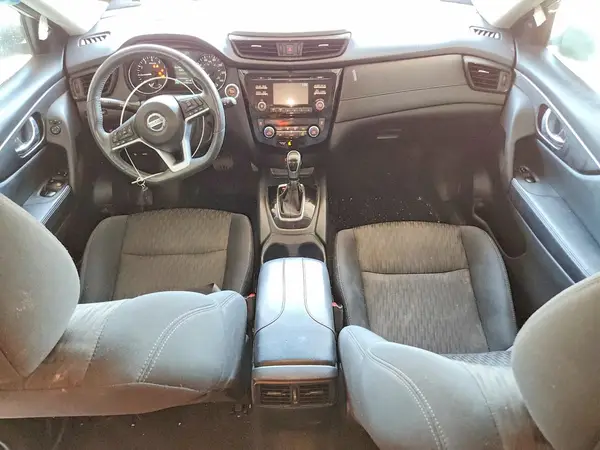 5N1AT2MV9HC813856 2017 NISSAN ROGUE - Image 8