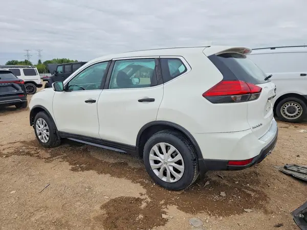 5N1AT2MV9HC814540 2017 NISSAN ROGUE - Image 2