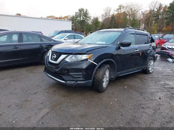 5N1AT2MV9HC820080 2017 NISSAN ROGUE - Image 2