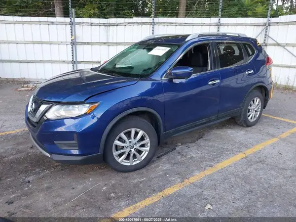 5N1AT2MV9HC824856 2017 NISSAN ROGUE - Image 2