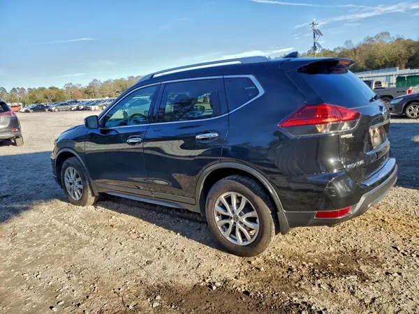5N1AT2MV9HC825862 2017 NISSAN ROGUE - Image 2