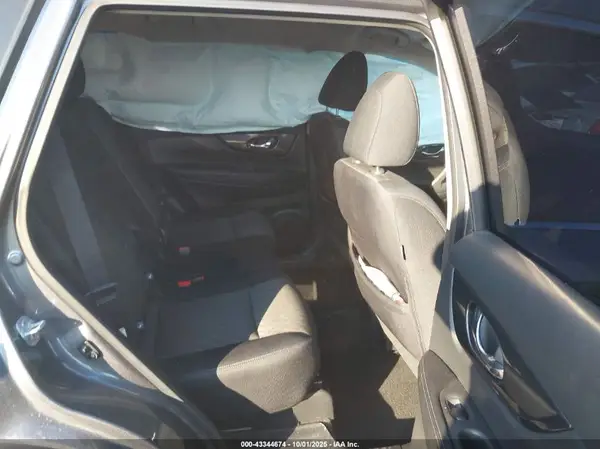 5N1AT2MV9HC826316 2017 NISSAN ROGUE - Image 8
