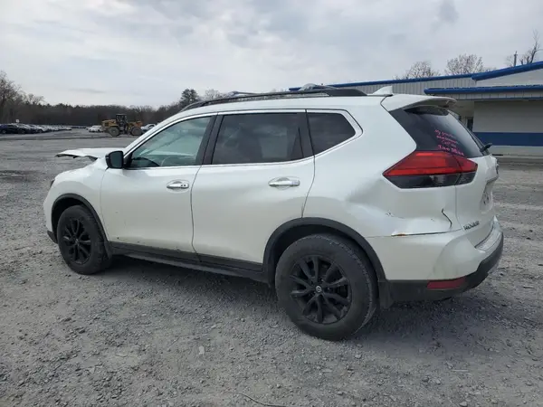 5N1AT2MV9HC827224 2017 NISSAN ROGUE - Image 2