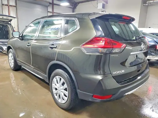 5N1AT2MV9HC832326 2017 NISSAN ROGUE - Image 2