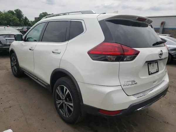 5N1AT2MV9HC835808 2017 NISSAN ROGUE - Image 2