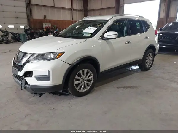 5N1AT2MV9HC844394 2017 NISSAN ROGUE - Image 2