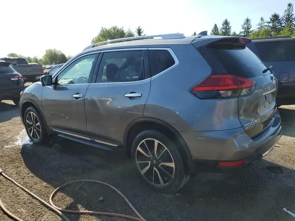 5N1AT2MV9HC850566 2017 NISSAN ROGUE - Image 2