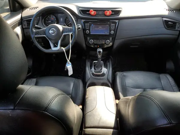 5N1AT2MV9HC850566 2017 NISSAN ROGUE - Image 8