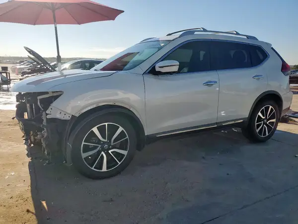 5N1AT2MV9HC857498 2017 NISSAN ROGUE - Image 1