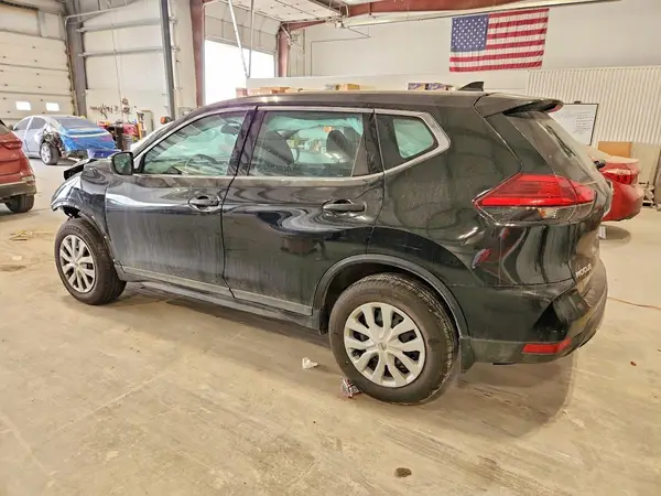 5N1AT2MV9HC864175 2017 NISSAN ROGUE - Image 2