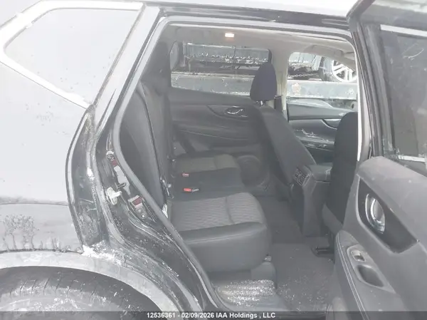 5N1AT2MV9HC868601 2017 NISSAN ROGUE - Image 8