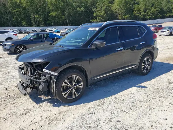 5N1AT2MV9HC868808 2017 NISSAN ROGUE - Image 1