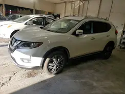 5N1AT2MV9HC870977 2017 NISSAN ROGUE