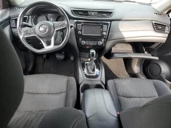 5N1AT2MV9HC879064 2017 NISSAN ROGUE - Image 8