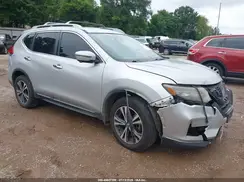 5N1AT2MV9HC884684 2017 NISSAN ROGUE