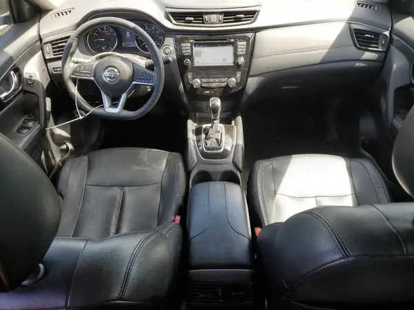 5N1AT2MV9HC889500 2017 NISSAN ROGUE - Image 8