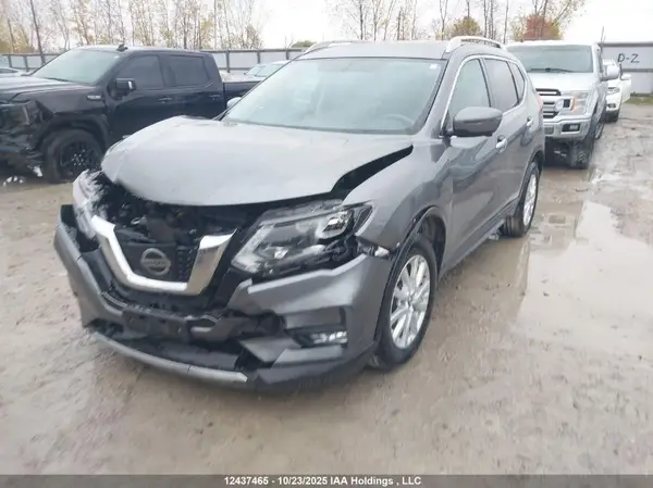 5N1AT2MV9HC890386 2017 NISSAN ROGUE - Image 2