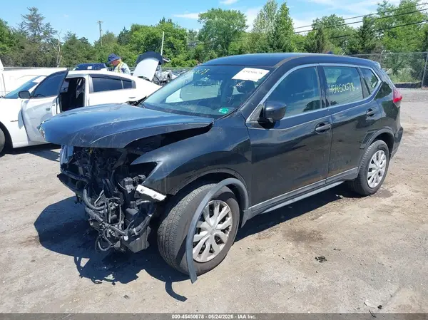5N1AT2MV9HC895054 2017 NISSAN ROGUE - Image 2