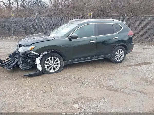 5N1AT2MV9JC702343 2018 NISSAN ROGUE - Image 2