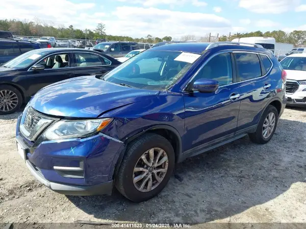 5N1AT2MV9JC709972 2018 NISSAN ROGUE - Image 2