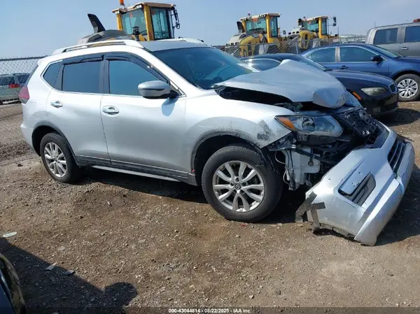 5N1AT2MV9JC710183 2018 NISSAN ROGUE