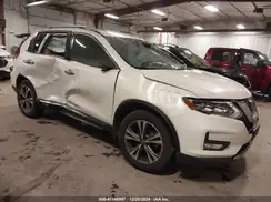 5N1AT2MV9JC712418 2018 NISSAN ROGUE